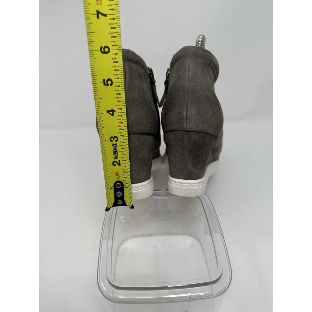 Caslon Soft Gray‎ Leather Wedge Sneakers Shoes Side Zip Laces SZ 9M